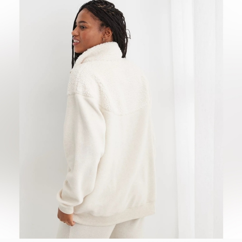 Aerie Cozy Hometown Holiday Sherpa 1/4 Zip Pullover Sweatshirt. Cream. Small. - Picture 2 of 12